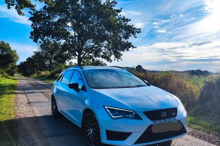 Seat Leon 124.000 km 17.500 &euro; Giekau 24321