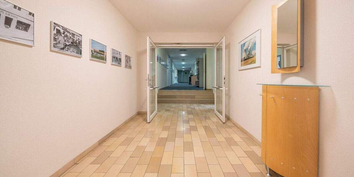 Gewerbeobjekt Nördlingen - 2 Zimmer, 1 m&sup2;, 1.900.000&euro; | Angebot:25727239