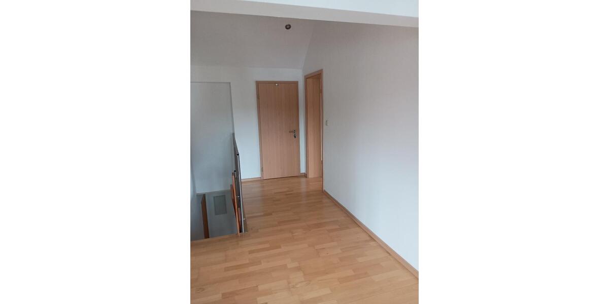 Maisonettenwohnung Freudenberg - 7 Zimmer, 120 m&sup2;, 700&euro; | Angebot:26680193