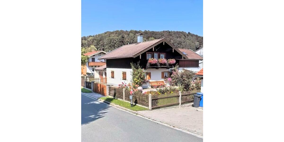 Einfamilienhaus Hausham - 7 Zimmer, 162 m&sup2;, 920.000&euro; | Angebot:24494261