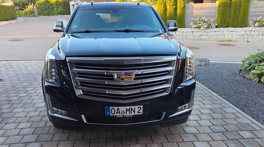 Cadillac Escalade 90.000 km 51.900 &euro; Sulzberg 87477