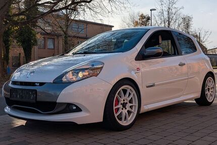 Renault Clio 157.000 km 9.750 &euro; Nürnberg 90491