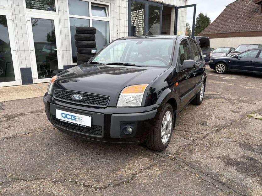 Ford Fusion 182.300 km 2.850 € Erftstadt 50374