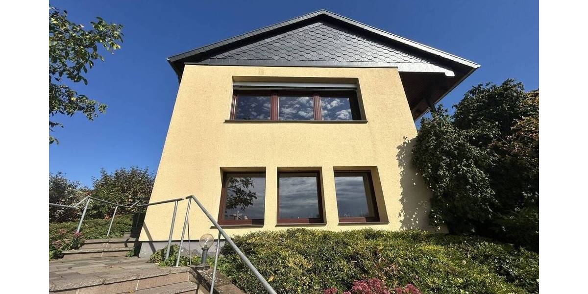 Bungalow Willebadessen - 6 Zimmer, 174 m&sup2;, 299.000&euro; | Angebot:26715376