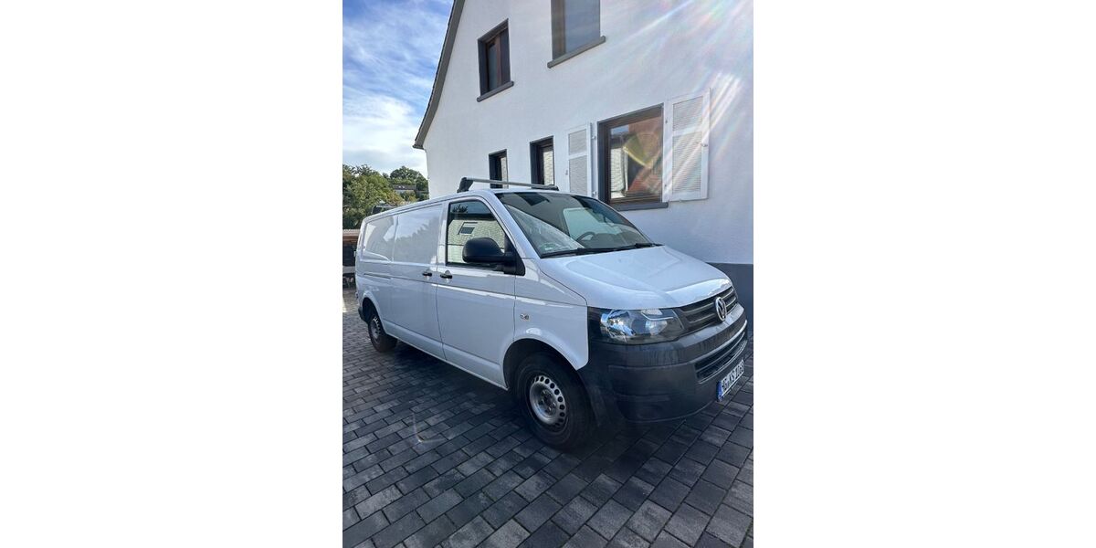 VW T5 Transporter 260.000 km 9.500 &euro; Neu-anspach 61267