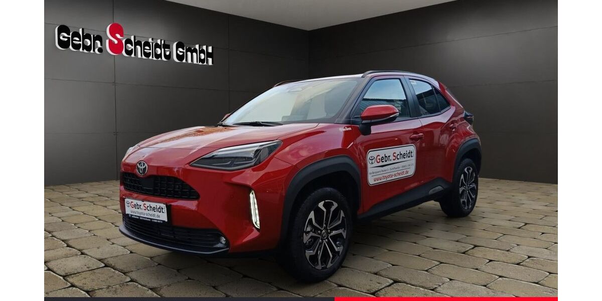 Toyota Yaris Cross 3.000 km 30.260 &euro; Schiffweiler 66578