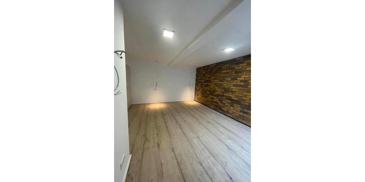 Erdgeschoßwohnung Neuhaus an der Pegnitz - 2.5 Zimmer, 85 m&sup2;, 750&euro; | Angebot:26170780