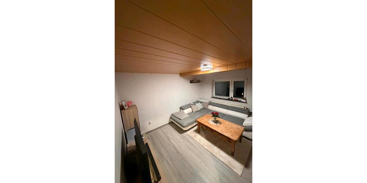 Doppelhaushälfte Gersfeld (Rhön) - 8 Zimmer, 224 m&sup2;, 298.000&euro; | Angebot:25421208