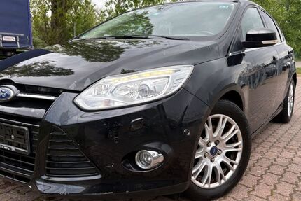 Ford Focus 180.000 km 2.499 &euro; Hockenheim 68766