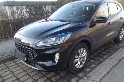 Ford Kuga 31.000 km 18.800 &euro; Braunschweig 38104