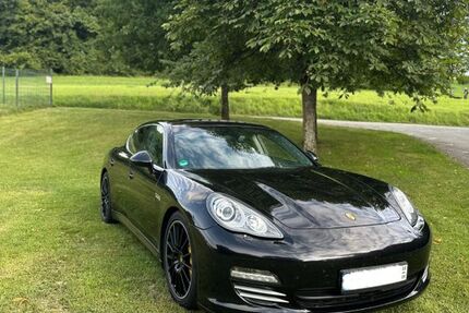 Porsche Panamera 122.000 km 29.000 € Lennestadt 57368