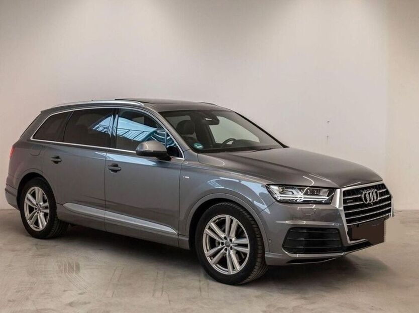 Q7