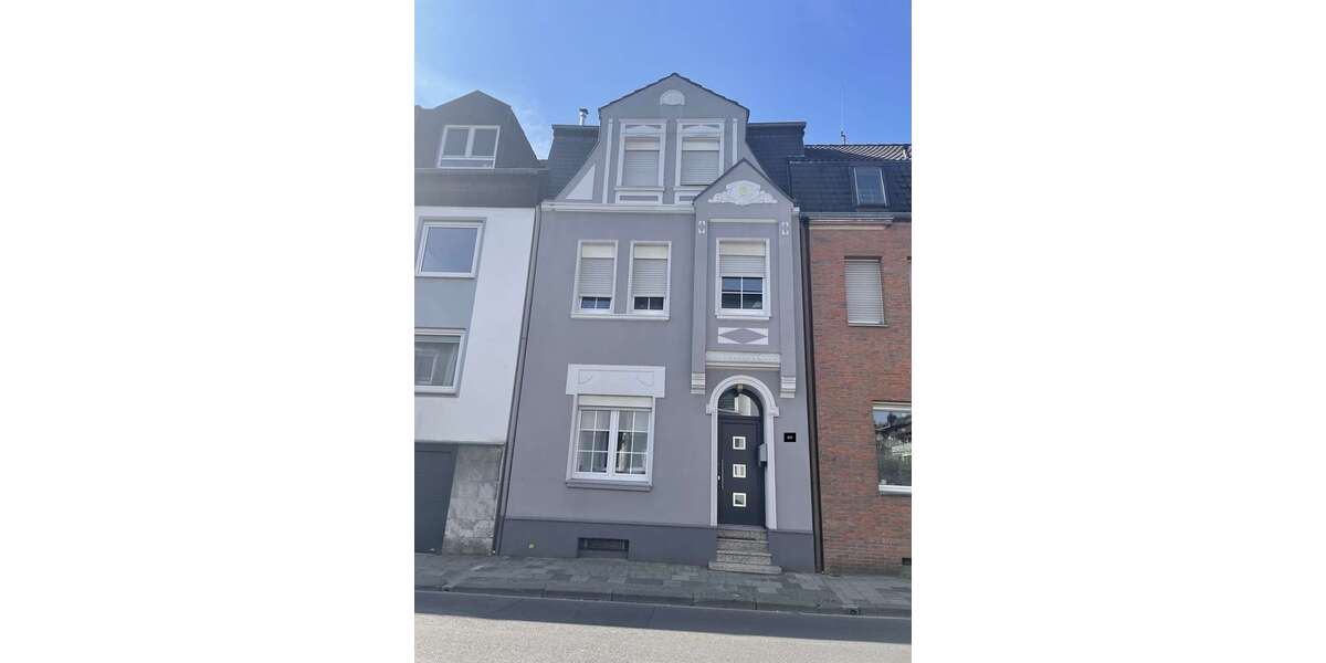 Haus zum Kaufen in Eschweiler 298.800 € 149 m² 7 zimmer