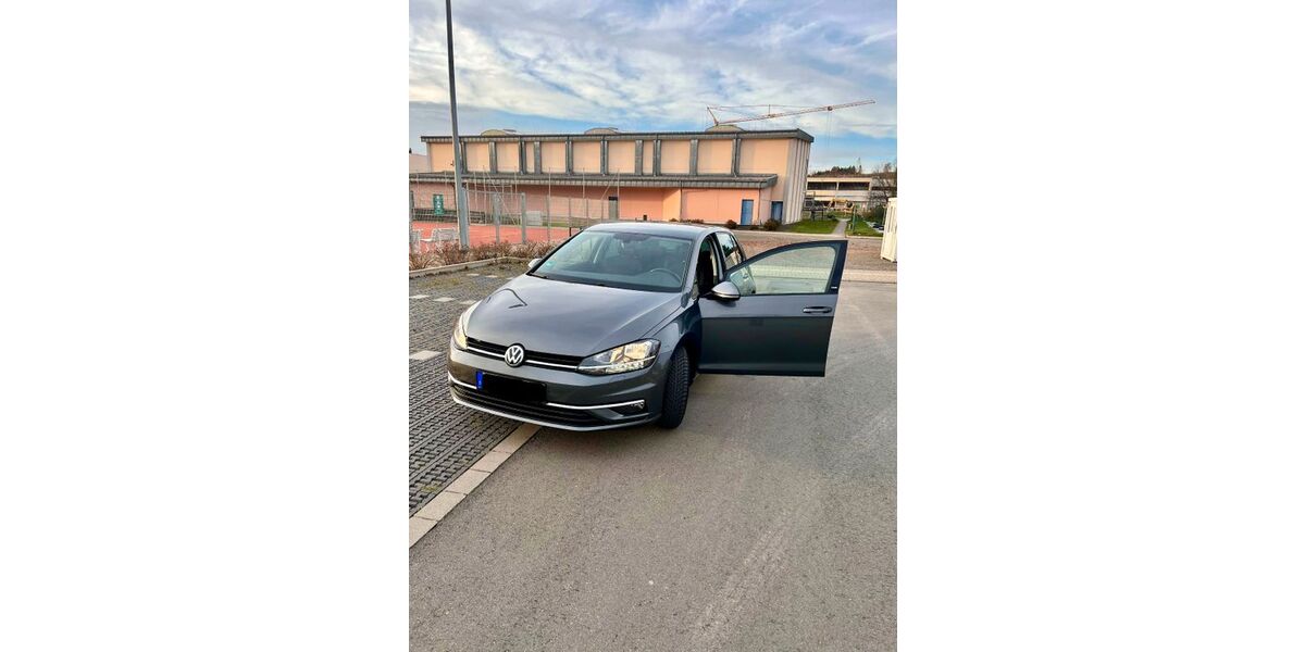 VW Golf 73.500 km 13.350 &euro; Brilon 59929