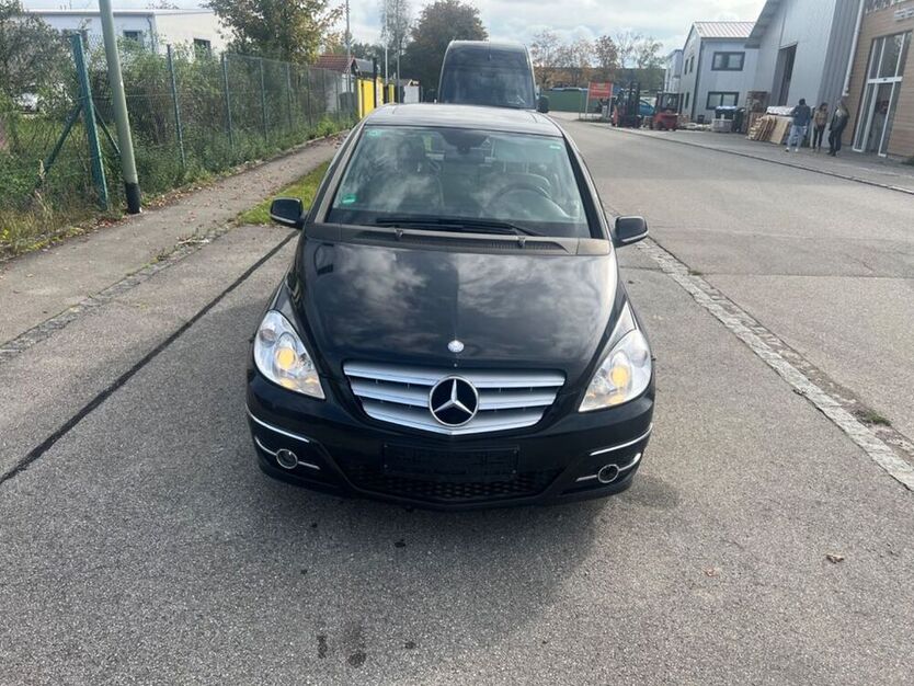 B 200