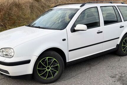 VW Golf 307.000 km 1.950 &euro; Freyung 94078