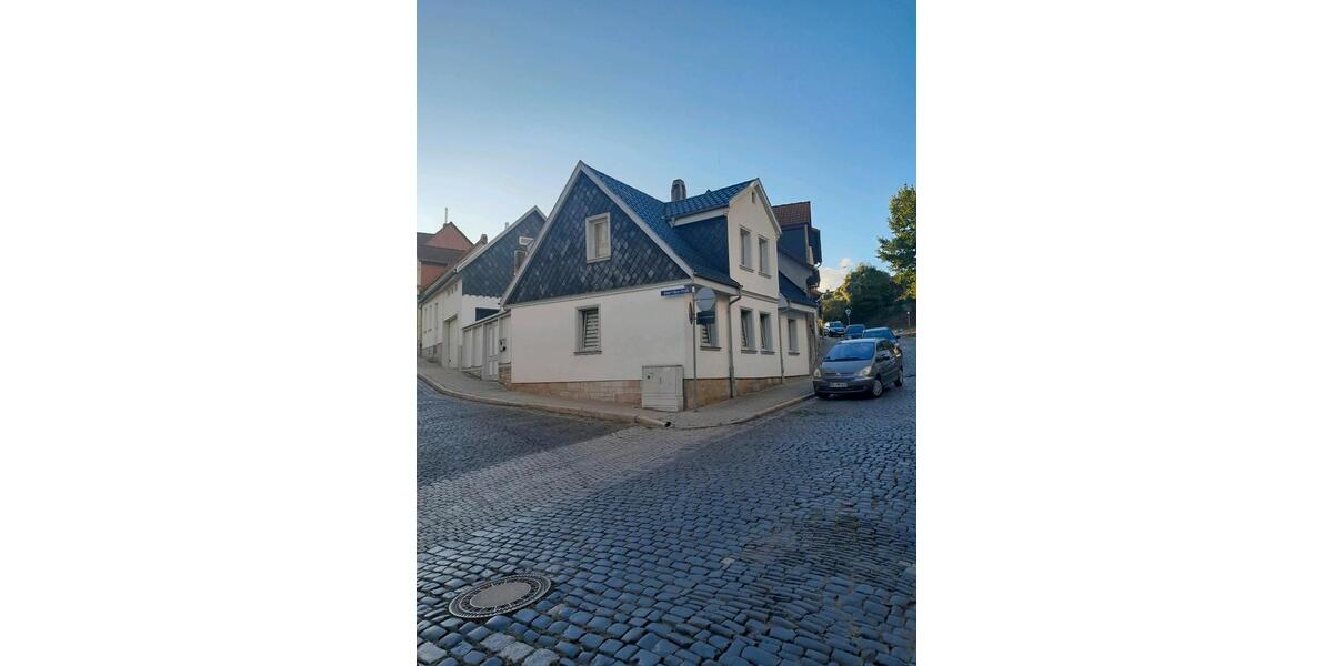 Reihenhaus Apolda - 10 Zimmer, 180 m&sup2;, 220.000&euro; | Angebot:24295357