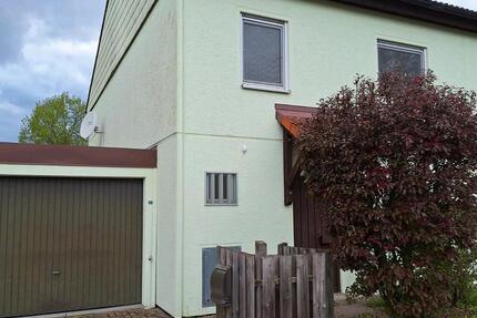 Haus Grafenwöhr - 5 Zimmer, 120 m&sup2;, 1.500&euro; | Angebot:26331657