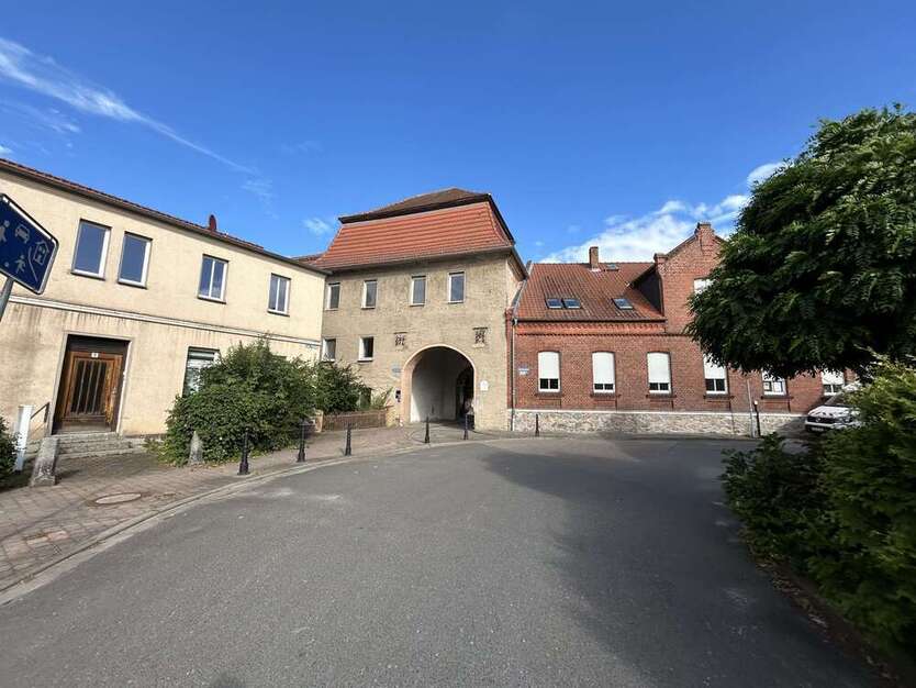 Haus zum Kaufen in Möckern 250.000 € 1704.5 m²