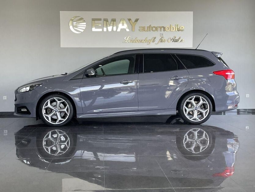 Ford Focus 121.000 km 11.896 € Dautphetal 35232
