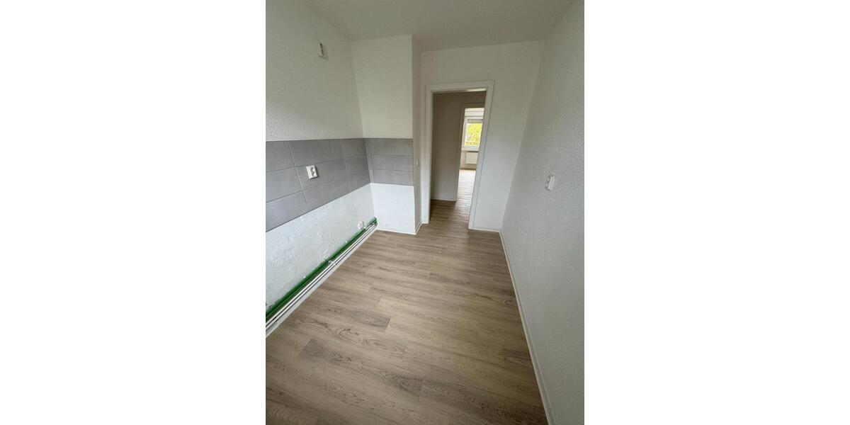 Erstbezug nach Modernisierung im Erdgeschoss 3 zimmer