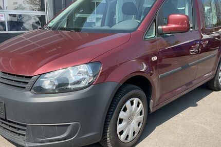 VW Caddy 171.145 km 6.700 &euro; Fürth 90763