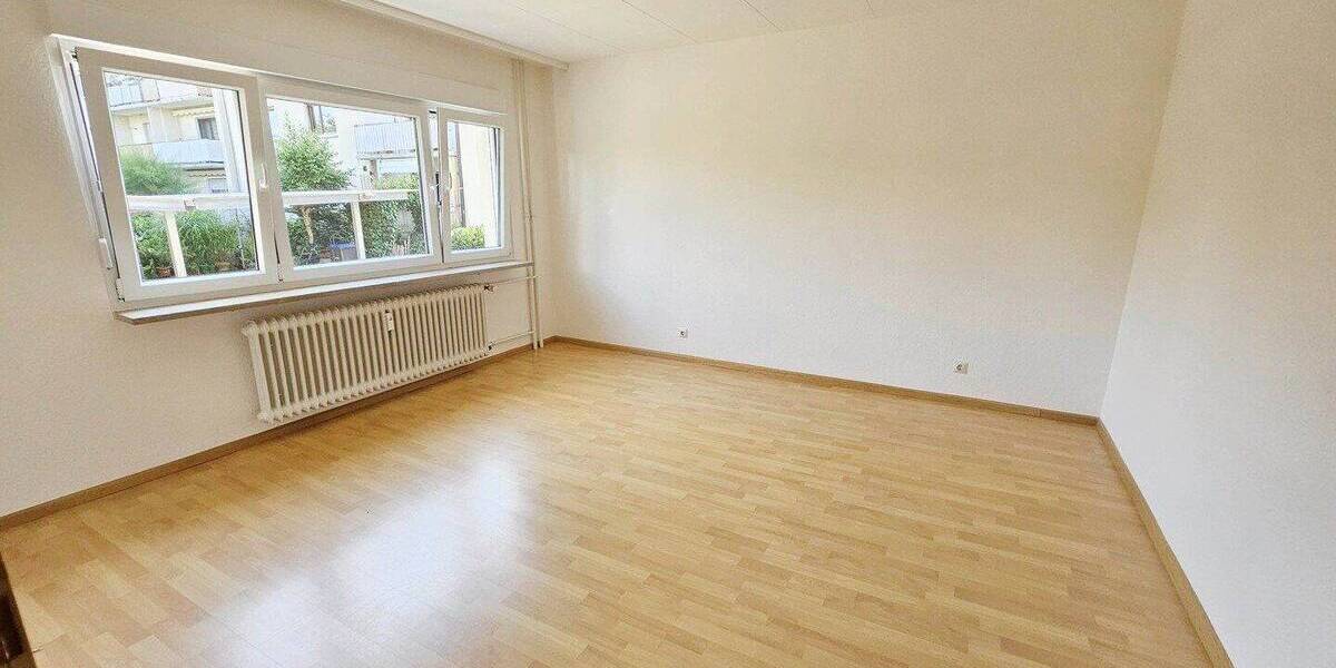 Etagenwohnung Lörrach Stetten - 3 Zimmer, 83 m&sup2;, 1.200&euro; | Angebot:26906399