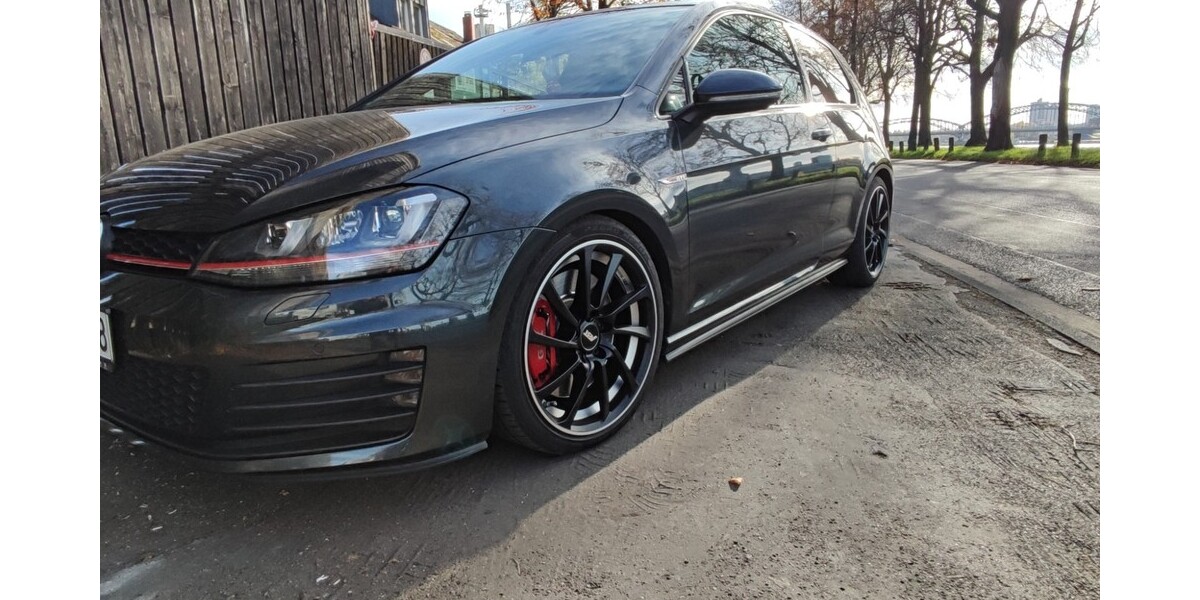 VW Golf VII GTI 111.800 km 18.000 &euro; Köln 50667