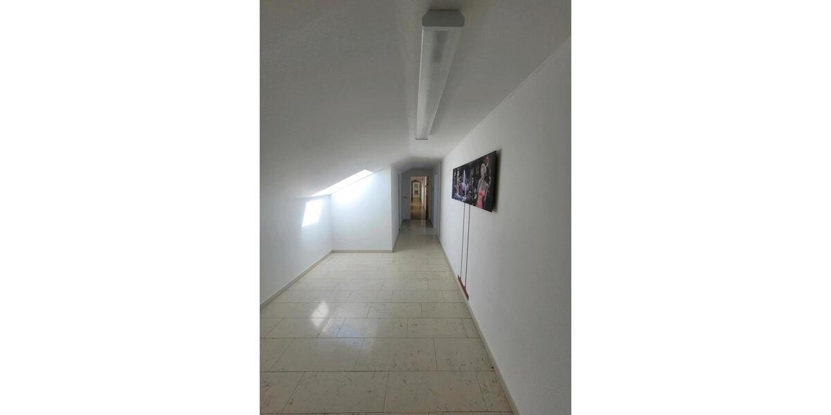 Dachgeschoßwohnung Immenstadt im Allgäu - 5 Zimmer, 102 m&sup2;, 370.000&euro; | Angebot:26326287