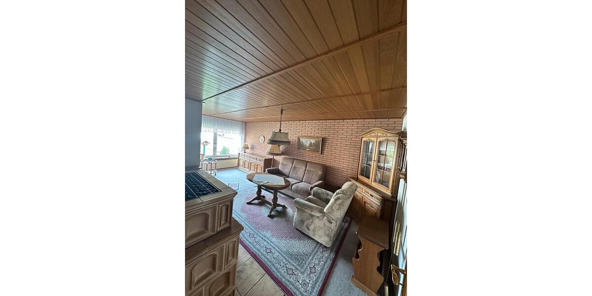 Doppelhaushälfte Varel - 6 Zimmer, 140 m&sup2;, 1.300&euro; | Angebot:26202205