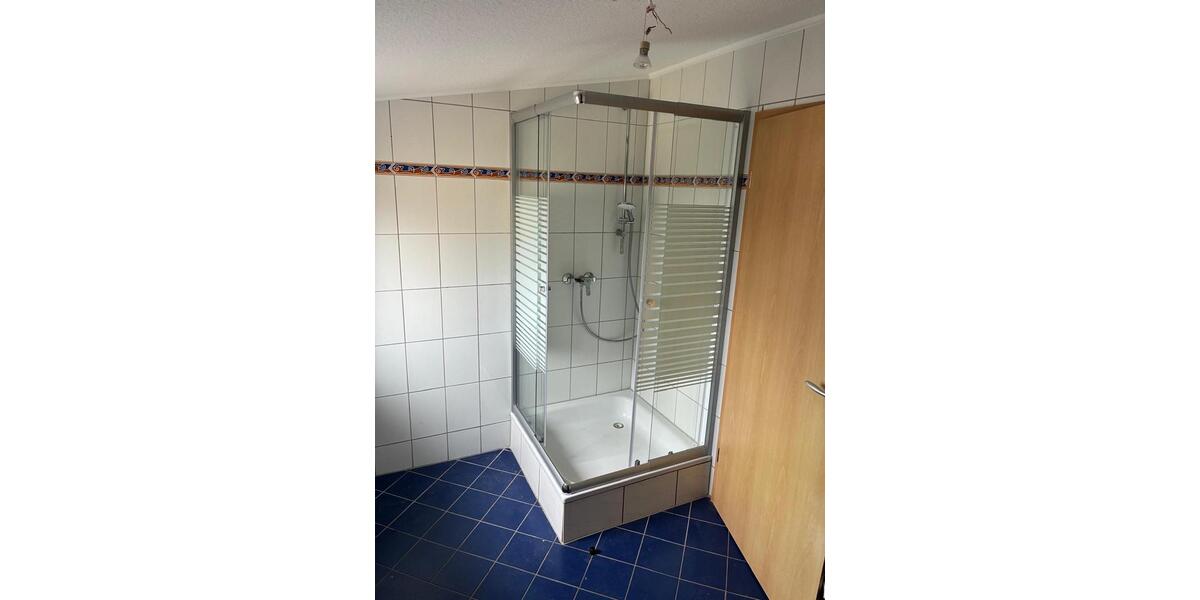 Dachgeschoßwohnung Münzenberg - 4 Zimmer, 110 m&sup2;, 950&euro; | Angebot:26618331