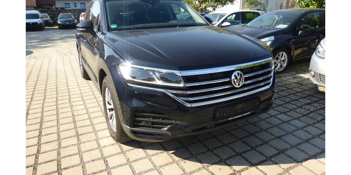 VW Touareg 141.800 km 29.990 € Wolfenbüttel 38304