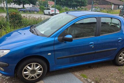 Peugeot 206 52.043 km 999 &euro; Freital 01705