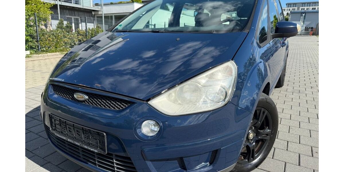 Ford S-Max 92.000 km 7.970 € Holzgerlingen 71088