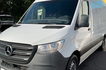 Mercedes-Benz Sprinter 181.957 km 18.990 &euro; Giessen 35394
