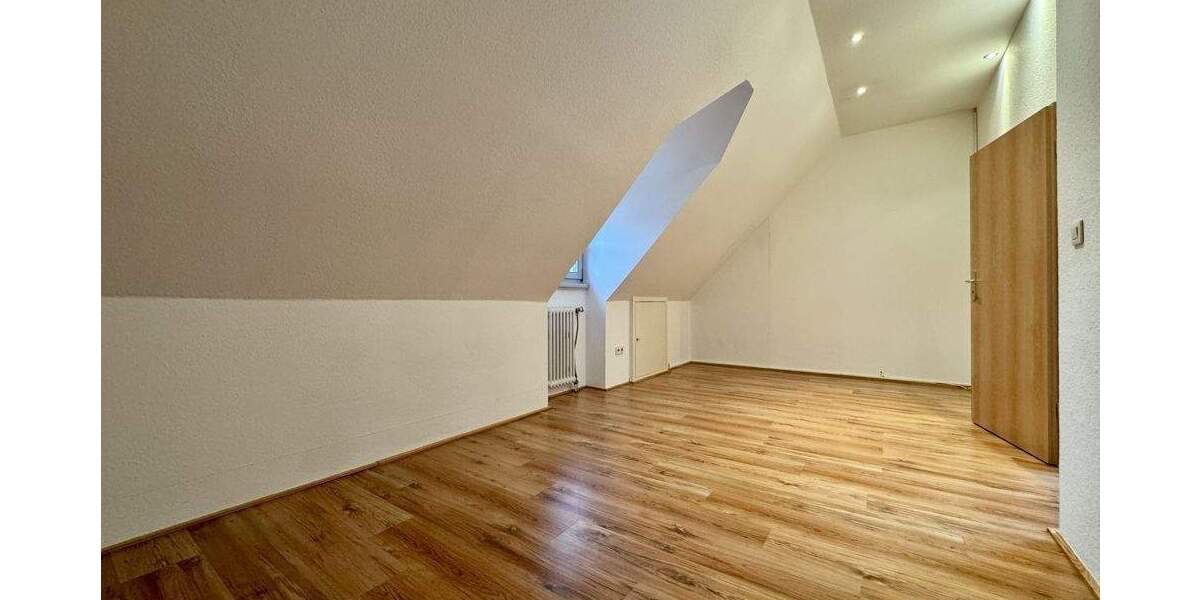 Etagenwohnung Rimbach - 3 Zimmer, 115 m&sup2;, 920&euro; | Angebot:24811007