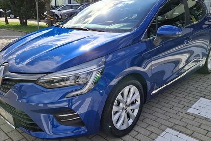 Renault Clio 30.272 km 16.980 &euro; Dresden-Altfranken 01156