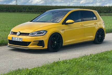 VW Golf