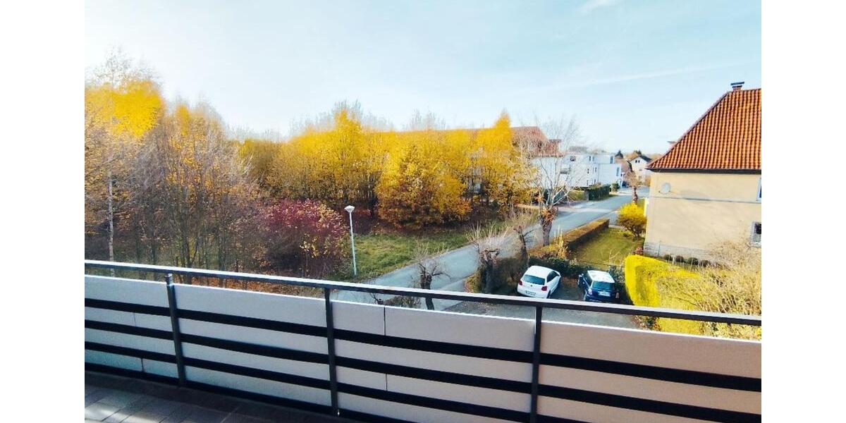 Dachgeschoßwohnung Oerlinghausen - 3 Zimmer, 108 m&sup2;, 800&euro; | Angebot:24454347