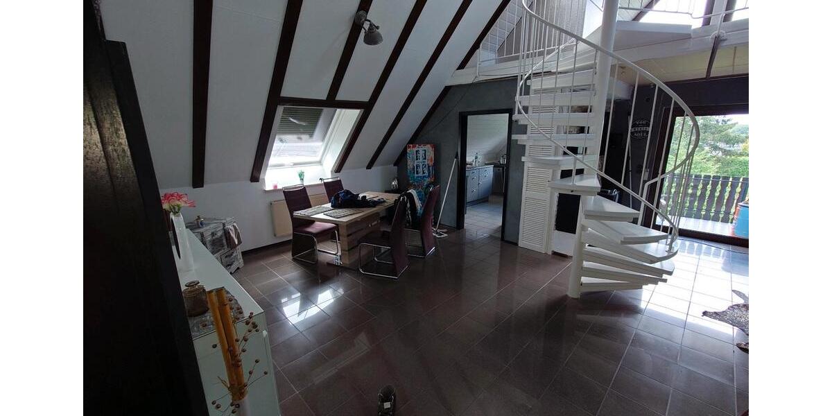 Dachgeschoßwohnung Trierweiler - 3 Zimmer, 120 m&sup2;, 1.050&euro; | Angebot:26125973
