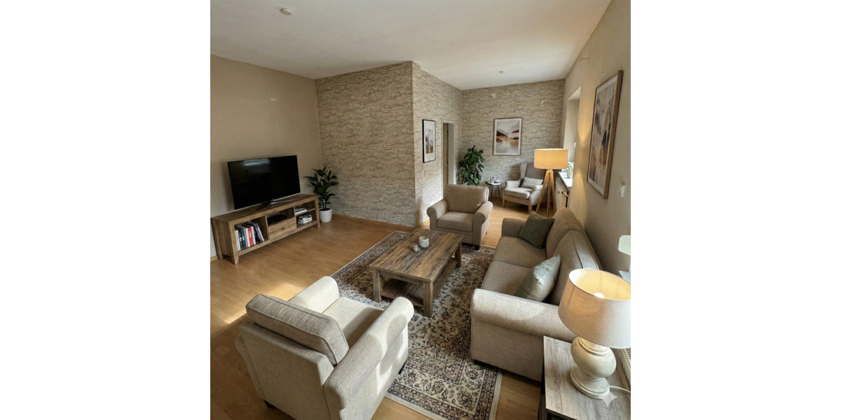 77m² EG-Wohnung mit eingezäuntem Privat-Hof & eigenem Eingang 2 zimmer