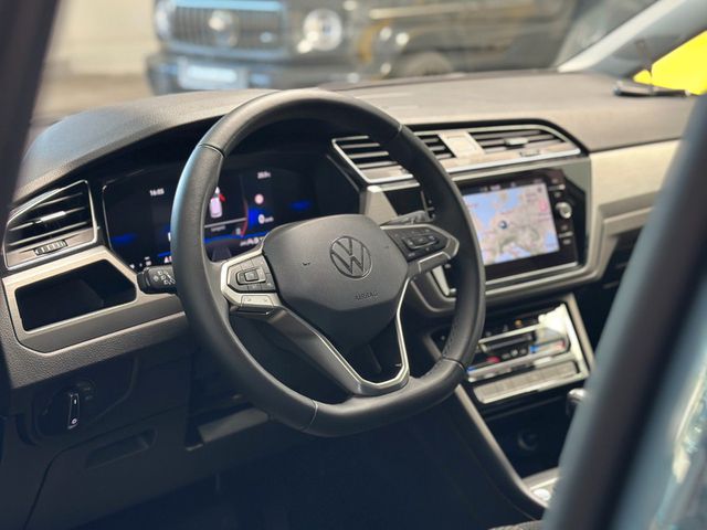 VW Touran 1.5 TSI DSG Comfortline Navi*LED*7-Sitzer 18.717 km 35.690 € Gebesee 99189