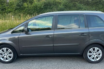 Opel Zafira 192.000 km 3.799 &euro; Altensteig 72213