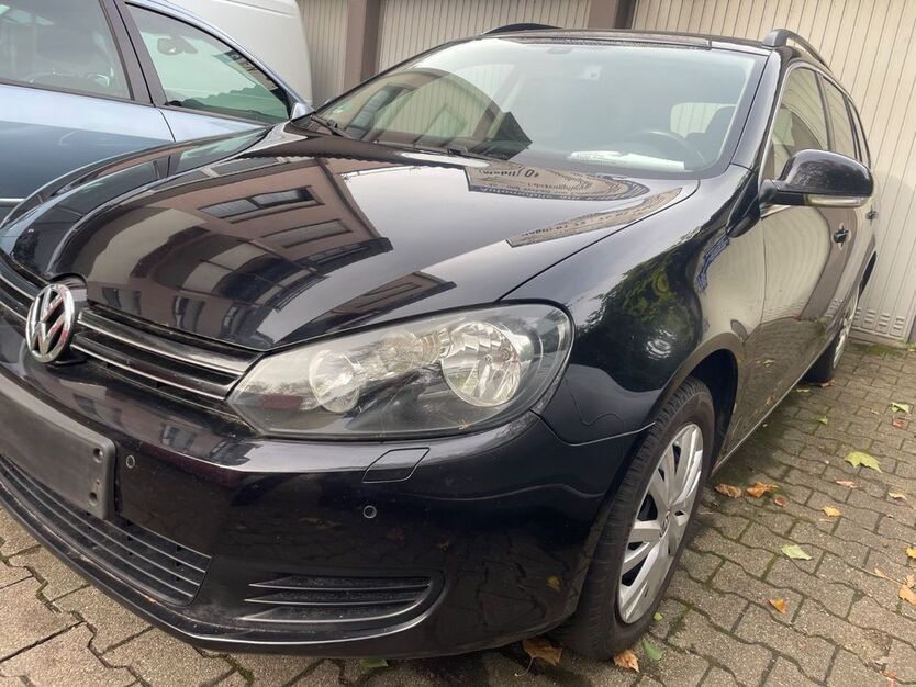 VW Golf 293.000 km 2.500 € Heilbronn 74080
