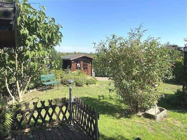DHH mit schönem Garten in Eisleben