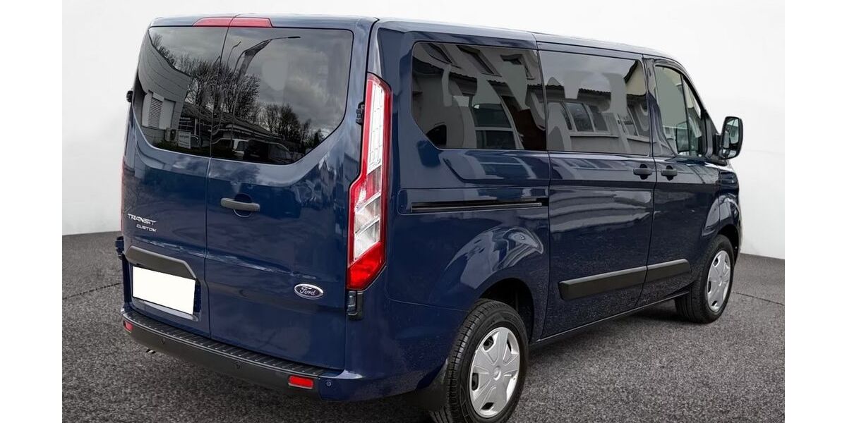 Ford Transit Custom 160.000 km 17.200 &euro; Hannover 30179
