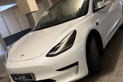 Tesla Model 3 53.559 km 27.950 &euro; Stockstadt 63811