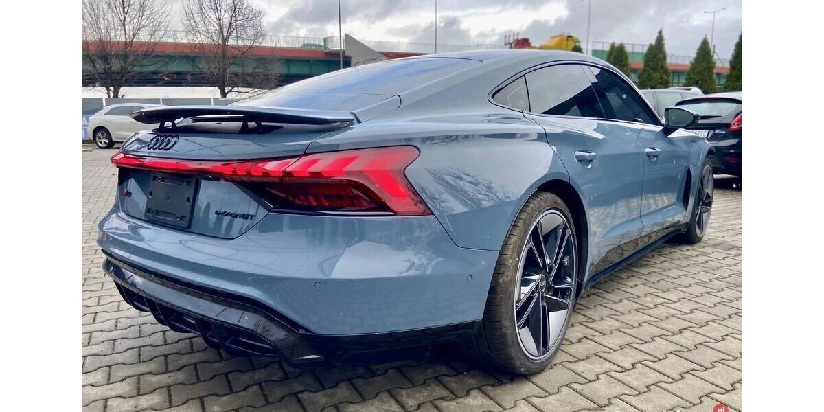 Audi Quattro 19.200 km 39.720 &euro; Czestochowa 