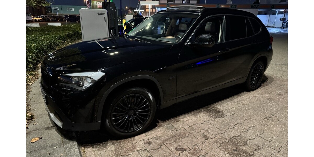 BMW X1 205.000 km 11.799 &euro; Düsseldorf 40213