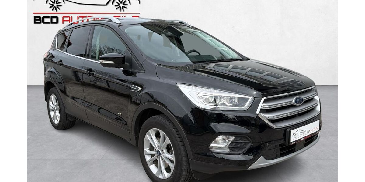 Ford Kuga 93.100 km 15.390 &euro; Freudenstadt 72250